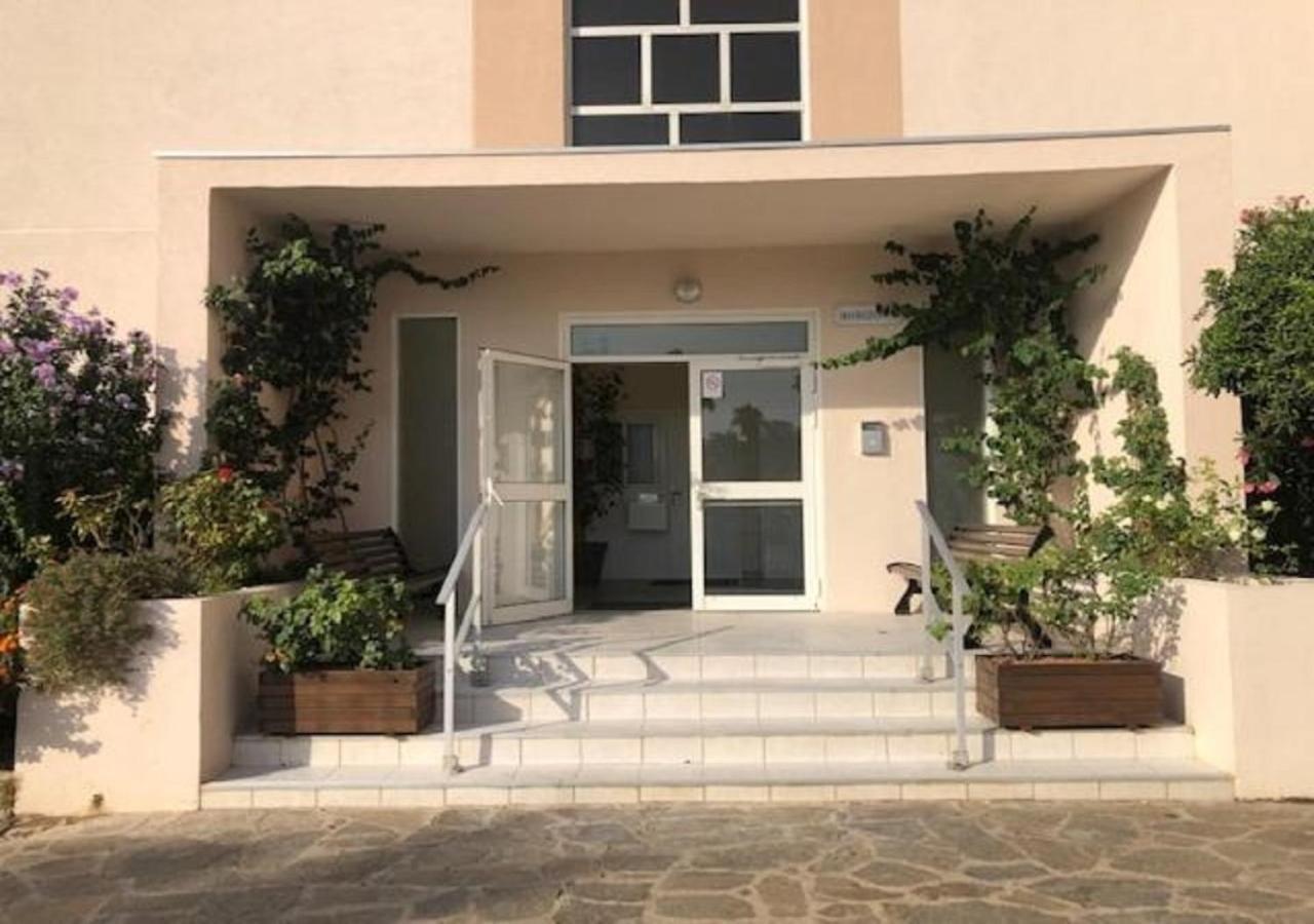 Studio Direct Plage Le Lavandou Bagian luar foto